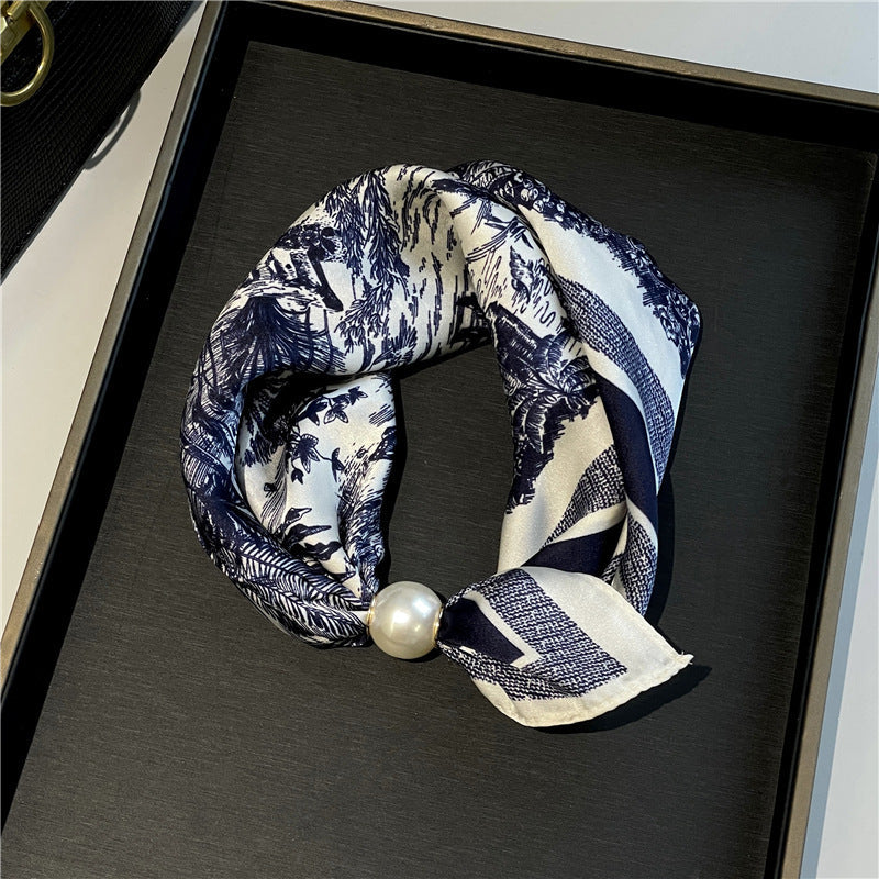 ✨ Effortless Glamour: Pop-On Pearl Necklace Scarf 🧣