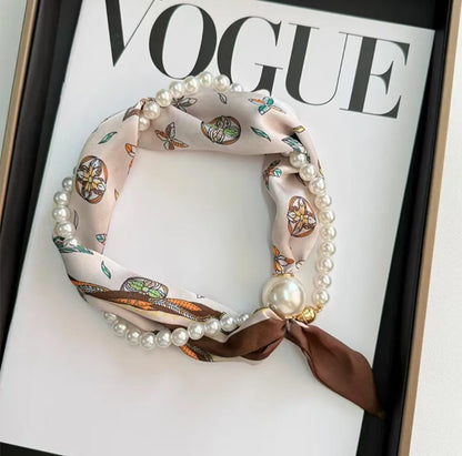 ✨ Effortless Glamour: Pop-On Pearl Necklace Scarf 🧣