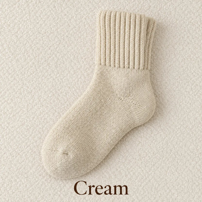 🧦 Women’s Cozy Knit Crew Socks – Ribbed Cuffs & Everyday Neutral Colors 🤎