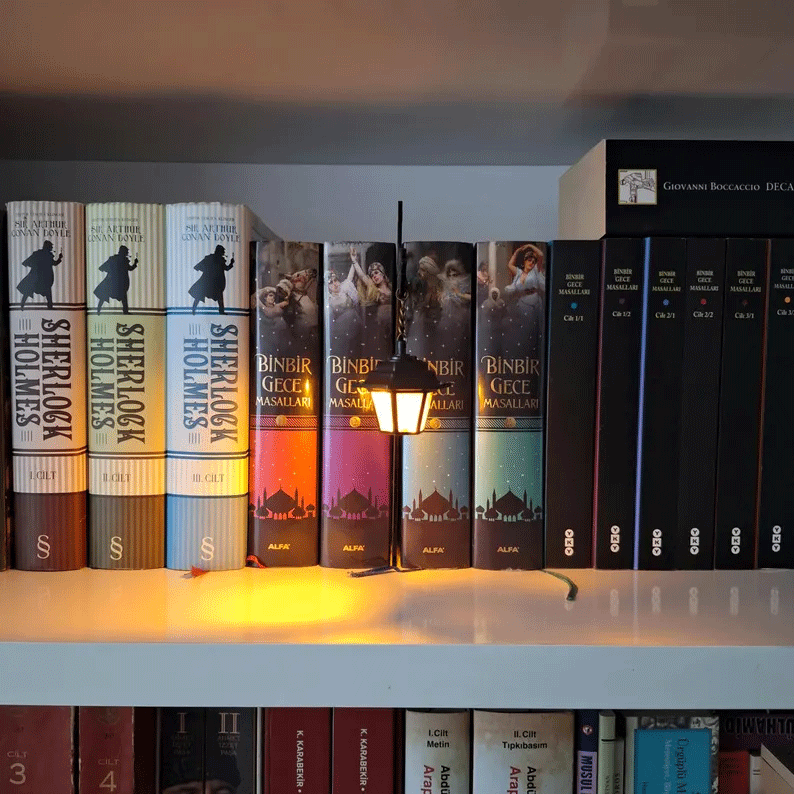 Ghost Model Library Lantern