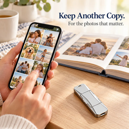 💾 Portable USB Flash Drive for Photo Backup & File Storage — Silver Swivel Design
