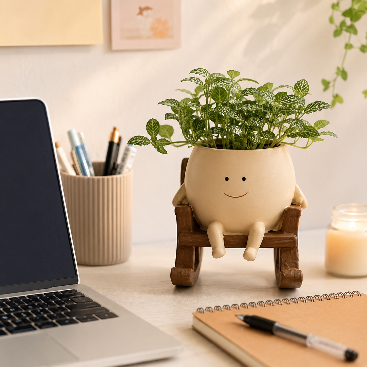 Handmade Smiling Face Planter 🪵🌱