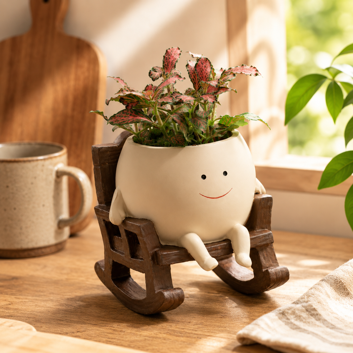 Handmade Smiling Face Planter 🪵🌱